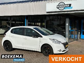 škoda osobní automobily Peugeot 208 1.2 e-VTi Active Automaat Navigatie Climate 2014/1