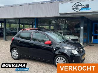 damaged passenger cars Citroën C1 1.2 PureTech 82PK Airscape Climate Camera 2015/3