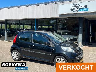 Coche accidentado Peugeot 107 1.0-12V XS Airco 5-Drs Elek-pakket 2010/6