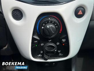 Peugeot 108 1.0 e-VTi Allure Cabriolet Airco Cruise picture 27