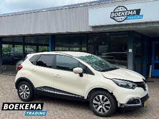 skadebil auto Renault Captur 0.9 TCe Expression Keyless Airco Cruise Trekh. 2014/5