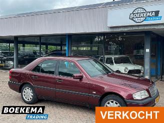 Unfallwagen Mercedes C-klasse 180 Esprit Trekhaak 1997/1