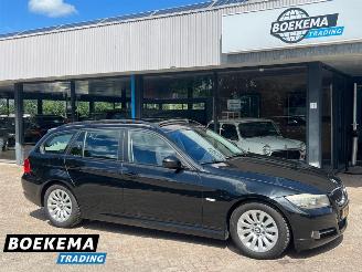 Voiture accidenté BMW 3-serie 318i High Executive Panorama Stoelverw. Navigatie Climate PDC 2009/3