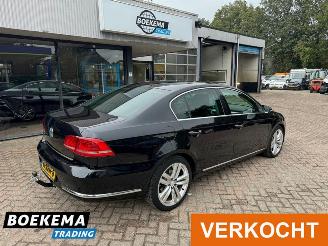 Volkswagen Passat 1.4 TSI DSG Highline Leer Navigatie Open-Dak Stoelverw. Keyless picture 2