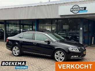 Volkswagen Passat 1.4 TSI DSG Highline Leer Navigatie Open-Dak Stoelverw. Keyless picture 1