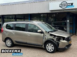uszkodzony samochody osobowe Dacia Lodgy 1.2 TCe Lauréate Navi Airco Cruise Orig NL+NAP 2013/5