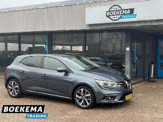 damaged passenger cars Renault Mégane 1.2 TCe Bose Camera Stoelverw PDC Climate 2016/9