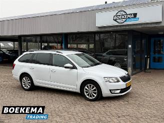 damaged passenger cars Skoda Octavia 1.0 TSI Ambition Business Navigatie Climate 2016/7
