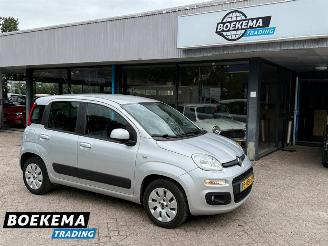damaged passenger cars Fiat Panda 0.9 TwinAir Lounge Airco 5-Drs 2017/5