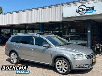 krockskadad bil auto Volkswagen Passat Alltrack 1.8 TSI 160PK Panorama Dynaudio Keyless Stoelverwarming 2012/4
