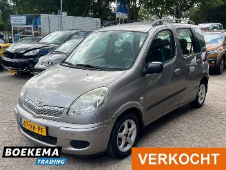 Toyota Yaris-verso 1.3 VVT-i Sol Automaat Airco picture 4