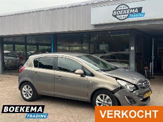 Damaged car Opel Corsa 1.2 16V Automaat Navi Climate Cruise 2014/4