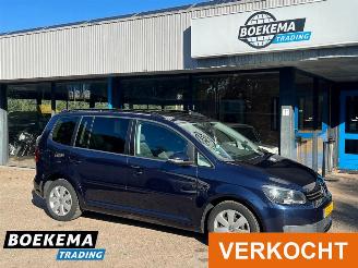 skadebil auto Volkswagen Touran 1.6 TDI Climate Cruise Trekhaak 2013/3