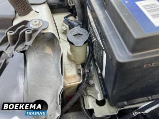 Peugeot 108 1.0 e-VTi Active Airco LED picture 13