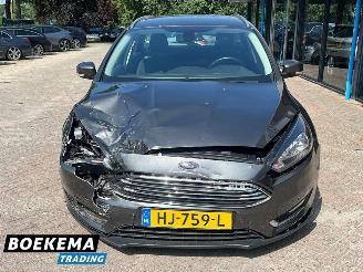 Ford Focus Wagon 1.5 TDCI Titanium Navigatie Climate Cruise PDC Trekh. picture 5