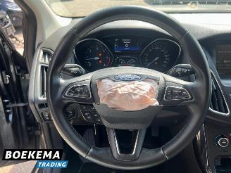 Ford Focus Wagon 1.5 TDCI Titanium Navigatie Climate Cruise PDC Trekh. picture 26