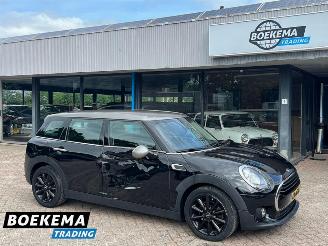 Unfallwagen Mini Clubman Cooper 1.5 Business Automaat Navigatie Climate Cruise NL-Auto! 2016/9