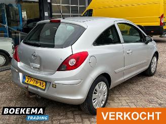 Opel Corsa 1.2-16V Enjoy Trekhaak Metalic picture 2