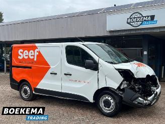damaged commercial vehicles Renault Trafic 2.0 DCI Navigatie Climate Cruise Trekhaak PDC 2024/4