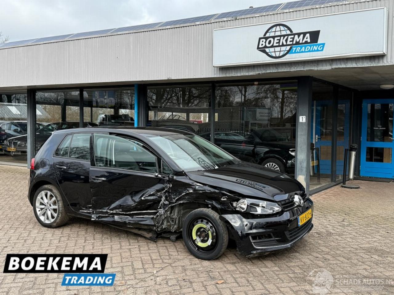 Volkswagen Golf 1.4 TSI Highline Navigatie Climate Camera Cruise