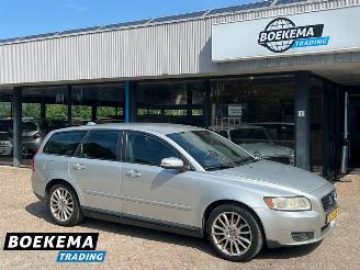 Vaurioauto  passenger cars Volvo V-50 1.8 Edition II Leer Climate Cruise PDC 2008/2