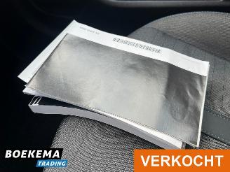 Peugeot 208 1.2 Allure 100pk Led Navigatie Climate Cruise PDC picture 30