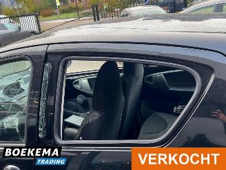 Toyota Aygo 1.0-12V Navigator Automaat Airco 5-Deurs picture 14