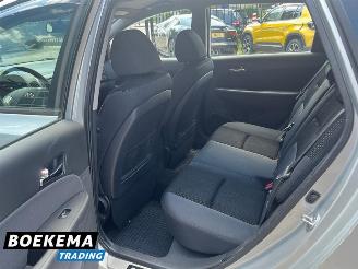 Hyundai I-30 CW 1.6i i-Motion Climate Cruise Trekhaak picture 18