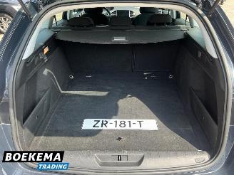 Peugeot 308 SW 1.2 PureTech Blue Lease Navigatie Climate Cruise picture 17