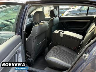 Opel Signum 2.2 16V Executive 155PK Aut Navi Cruise PDC Trekh. picture 17