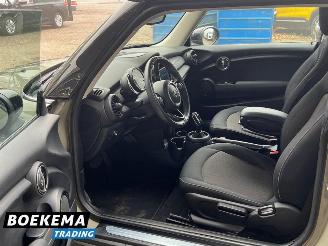 Mini Cooper 1.5 Automaat Keyless Led Navi Cruise Airco picture 13