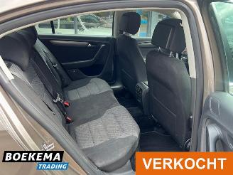 Volkswagen Passat 1.4 TSI Comfortline Navi Climate Cruise PDC picture 21