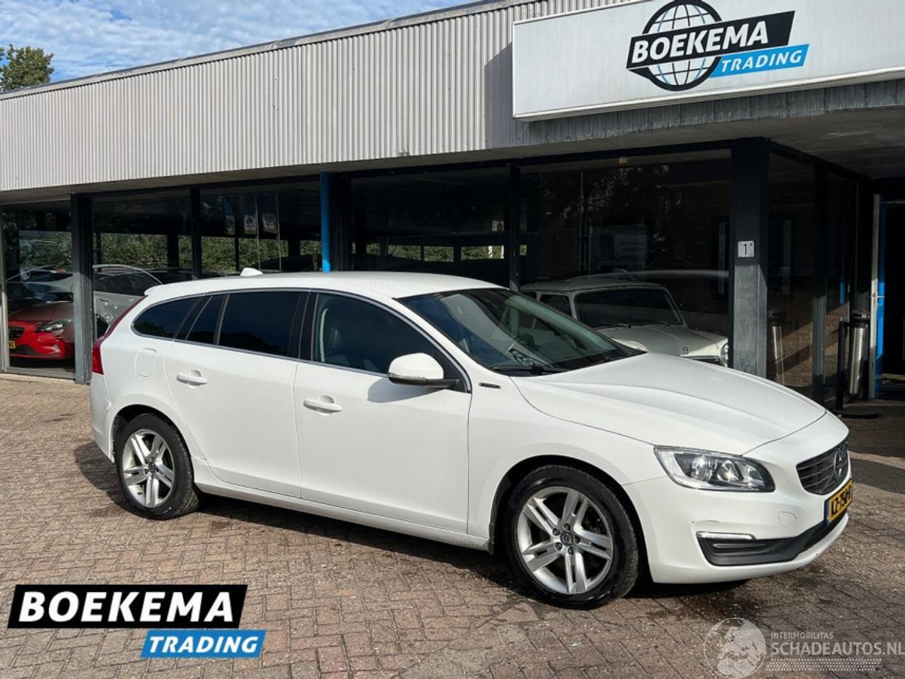 Volvo V-60 2.4 D5 Twin Engine AWD Plug in Hybrid Navi Climate Cruise