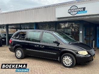 uszkodzony samochody osobowe Chrysler Grand-voyager 2.4i SE Luxe 6-Pers Aut Climate Cruise Trekh. 2005/2