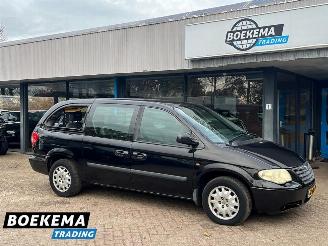 uszkodzony samochody osobowe Chrysler Grand-voyager 2.4i SE Luxe 6-Pers Aut Climate Cruise Trekh. 2005/2