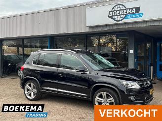 Schadeauto Volkswagen Tiguan 1.4 TSI Led R-line Pano Stoelverw. Camera 2013/1