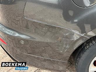 Ford Focus Wagon 1.5 TDCI ST-Line Leer Navi Camera Clima Cruise PDC picture 18