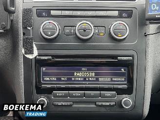 Volkswagen Touran 1.6 TDI Grijs kenteken Climate Cruise Trekh. PDC picture 25