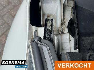 Toyota C-HR 1.2 Bi-Tone Stoel-Stuurverw. Cruise Navi Camera picture 12