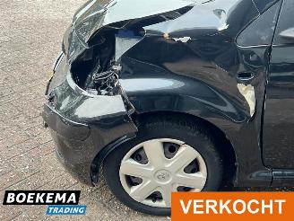 Toyota Aygo 1.0-12V Navigator Automaat Airco 5-Deurs picture 7