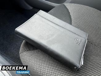 Toyota Aygo 1.0-12V Navigator Automaat Airco 5-Deurs picture 28