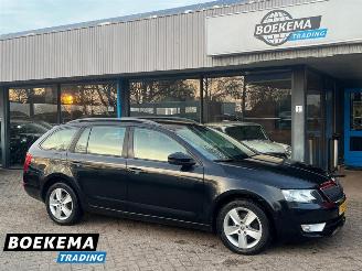 Avarii autoturisme Skoda Octavia Combi 1.6 TDI DSG Business Climate Navi Cruise PDC 2014/5
