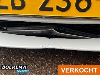 Tesla Model 3 Long Range AWD 75 kWh BTW Autopilot Glazen dak picture 10