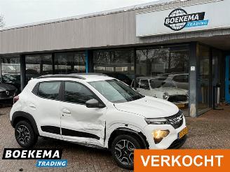 krockskadad bil auto Dacia Spring Expression 27 kWh Airco Cruise 2023/1