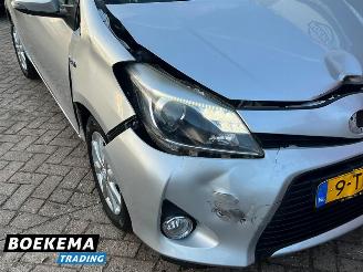 Toyota Yaris 1.5 Full Hybrid Aspiration Navi Climate Cruise Camera picture 6