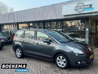 krockskadad bil auto Peugeot 5008 1.6 THP ST Aut Panorama Navigatie Climate Cruise PDC Glazen dak 2011/4