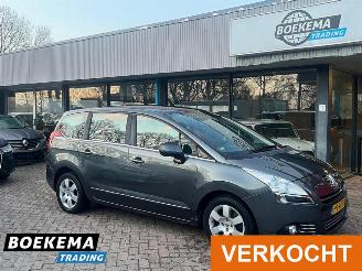 Coche accidentado Peugeot 5008 1.6 THP ST Aut Panorama Navigatie Climate Cruise PDC Glazen dak 2011/4