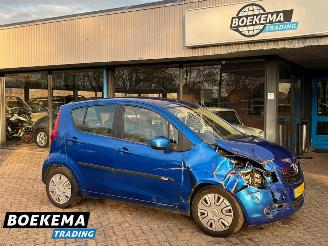 krockskadad bil auto Opel Agila 1.2 Edition Airco Toerenteller Trekhaak 2013/1