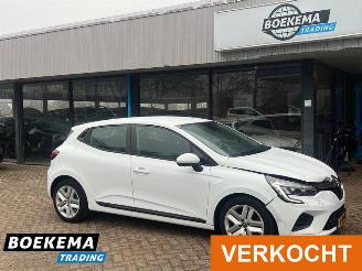 skadebil auto Renault Clio 1.0 TCe Zen 5-Drs Navi Cruise Airco PDC 2021/6