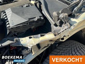 Volkswagen Golf 1.2 TSI Highline Climate Cruise stoelverw. picture 12